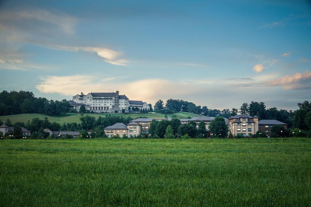 Village Hotel On Biltmore Estate 阿什维尔 外观 照片
