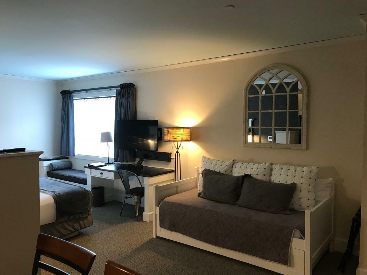 Village Hotel On Biltmore Estate 阿什维尔 外观 照片